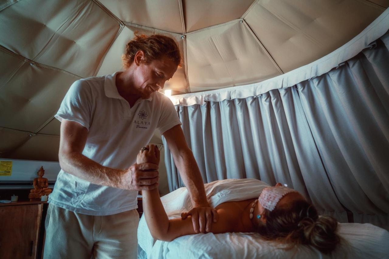Alaya Yoga & Surf & Retreat Hotell Playa Venao Exteriör bild