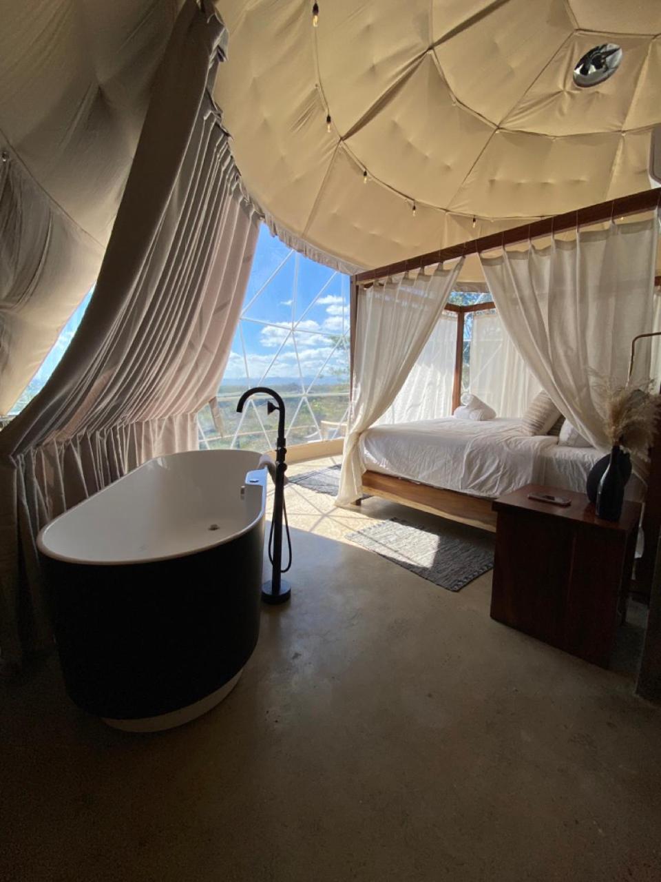 Alaya Yoga & Surf & Retreat Hotell Playa Venao Rum bild